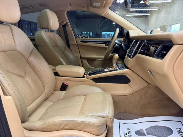 2016 Porsche Macan S