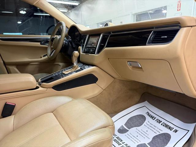 2016 Porsche Macan S