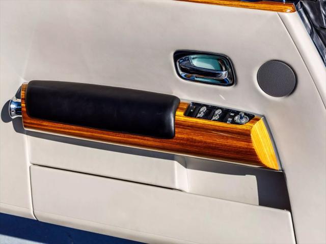 2016 Rolls-Royce Phantom Coupe Base