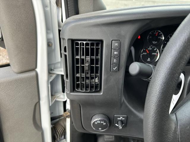 2025 GMC Savana Cargo RWD 2500 Extended Wheelbase Work Van