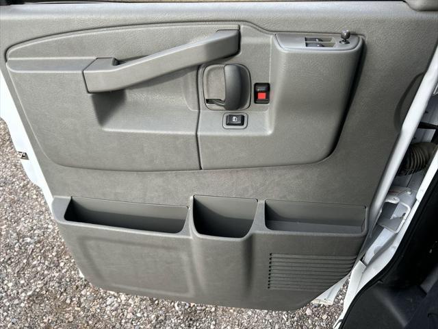 2025 GMC Savana Cargo RWD 2500 Extended Wheelbase Work Van