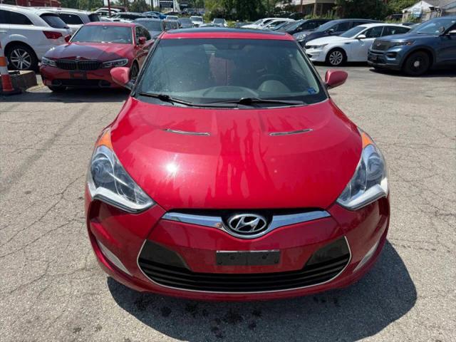 2013 Hyundai Veloster Base