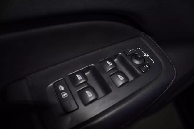 2024 Volvo S60 B5 Plus Dark Theme