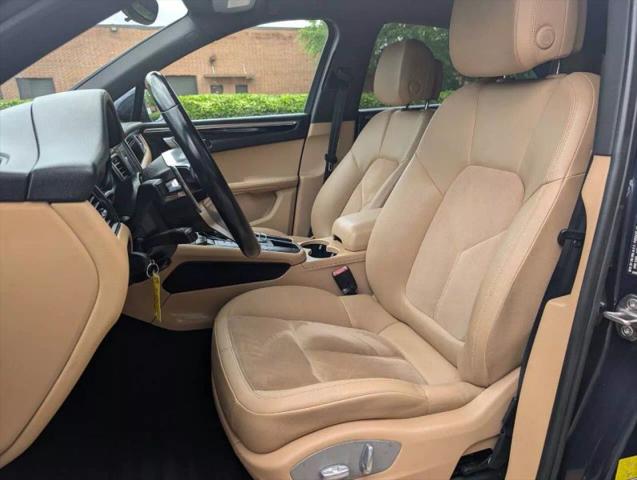 2018 Porsche Macan Base