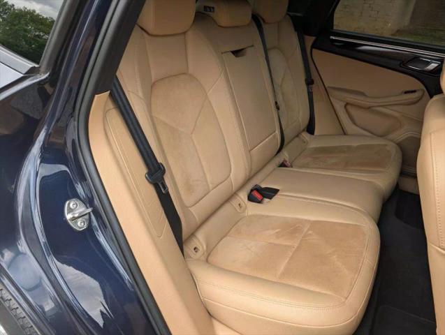 2018 Porsche Macan Base