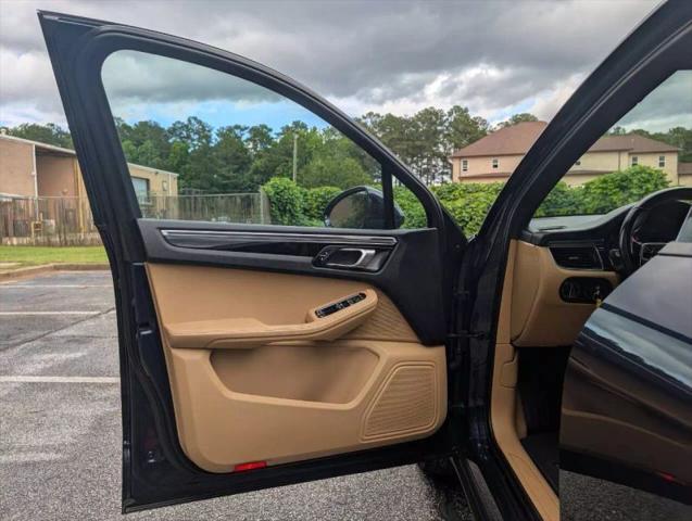 2018 Porsche Macan Base