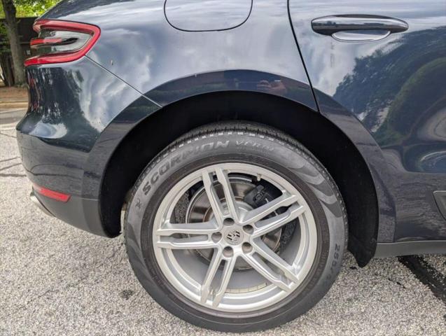 2018 Porsche Macan Base