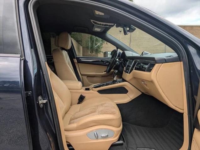 2018 Porsche Macan Base