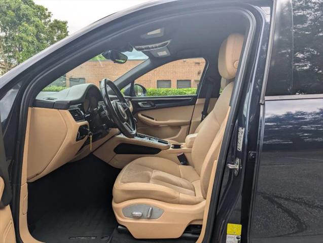 2018 Porsche Macan Base