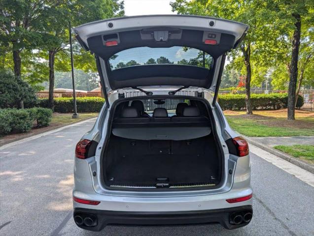 2018 Porsche Cayenne E-Hybrid S Platinum Edition
