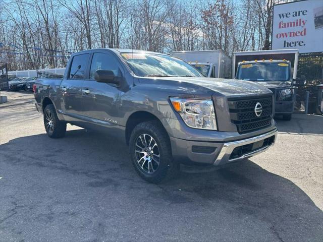 2021 Nissan Titan Crew Cab SV 4x4 for sale in Elizabeth, NJ