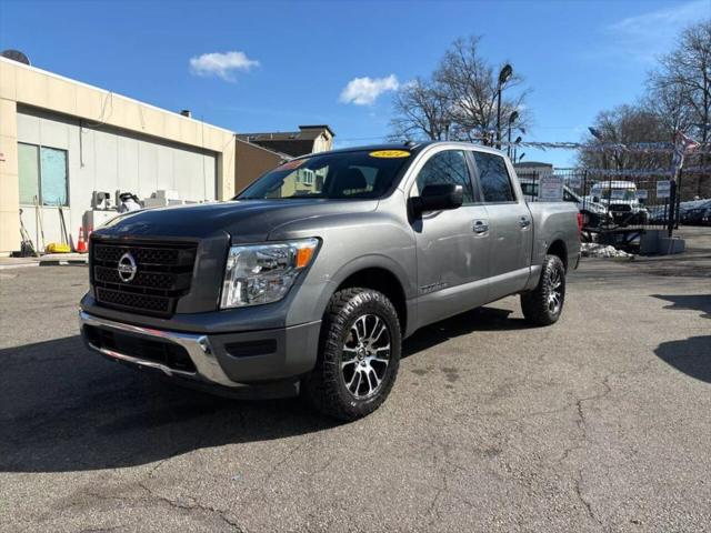 2021 Nissan Titan Crew Cab SV 4x4