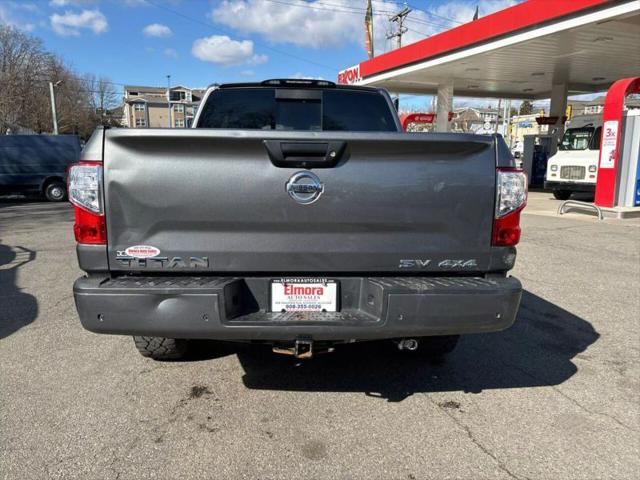 2021 Nissan Titan Crew Cab SV 4x4