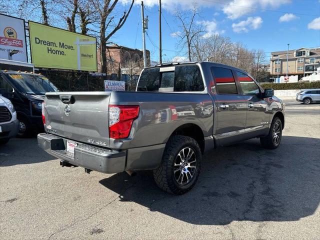 2021 Nissan Titan Crew Cab SV 4x4