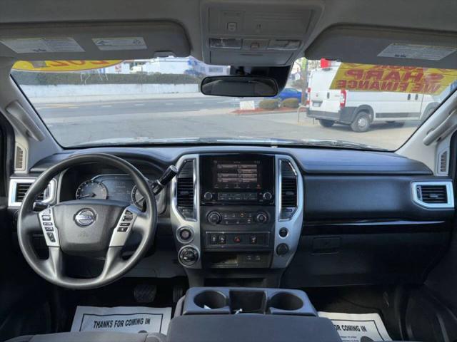 2021 Nissan Titan Crew Cab SV 4x4