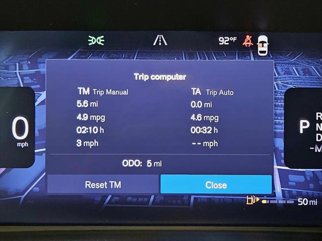 2026 Volvo XC40 Plus, B5 AWD Gas (mild hybrid), Dark