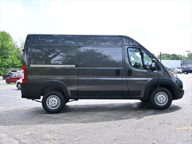 2025 Ram ProMaster Cargo Van Tradesman High Roof 136" WB w/Pass Seat