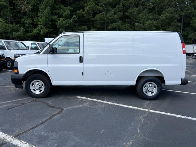 2025 Chevrolet Express Cargo Van RWD 2500 Regular Wheelbase WT