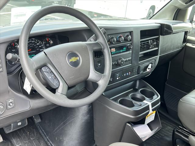 2025 Chevrolet Express Cargo Van RWD 2500 Regular Wheelbase WT