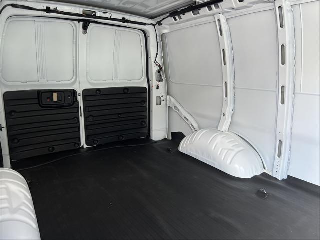 2025 Chevrolet Express Cargo Van RWD 2500 Regular Wheelbase WT
