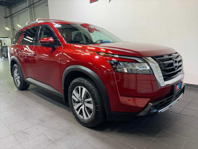 2023 Nissan Pathfinder SL 4WD