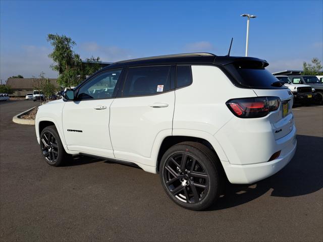 2025 Jeep Compass COMPASS LIMITED 4X4
