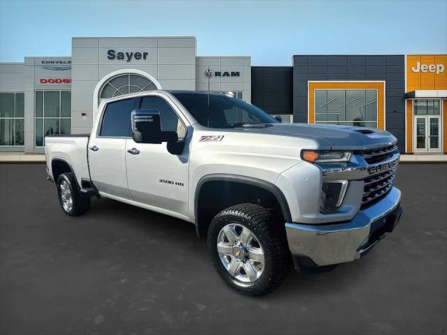 2022 Chevrolet Silverado 3500HD 4WD Crew Cab Standard Bed LTZ 2022 Chevrolet Silverado 3500HD 4WD Crew Cab Standard Bed LTZ
