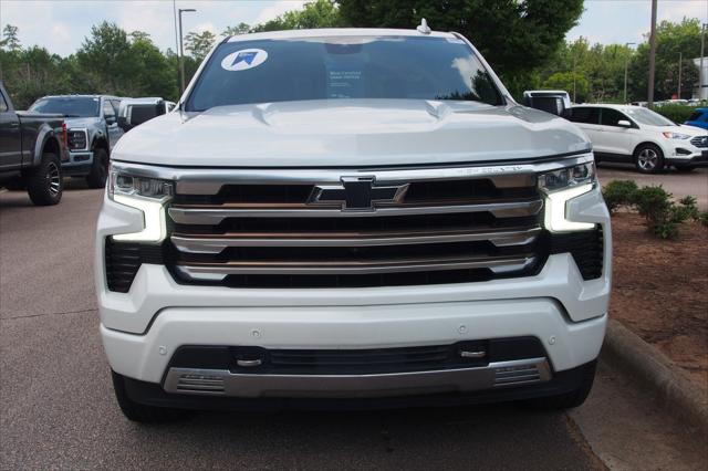 2022 Chevrolet Silverado 1500 4WD Crew Cab Short Bed High Country