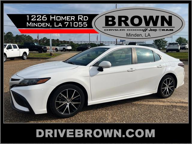 2024 Toyota Camry SE