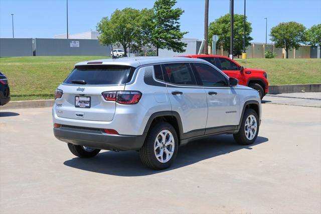 2025 Jeep Compass COMPASS SPORT 4X4