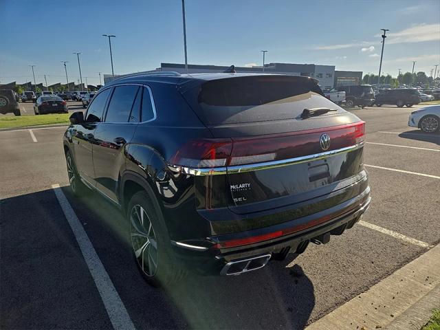 2024 Volkswagen Atlas Cross Sport 2.0T SEL Premium R-Line
