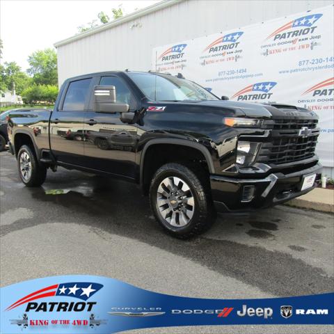 2024 Chevrolet Silverado 2500HD 4WD Crew Cab Standard Bed Custom