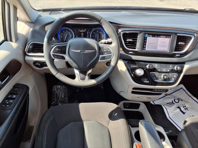 2022 Chrysler Voyager LX 2022 Chrysler Voyager LX