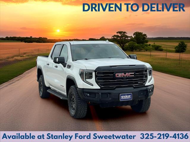 2023 GMC Sierra 1500 4WD Crew Cab Short Box AT4X