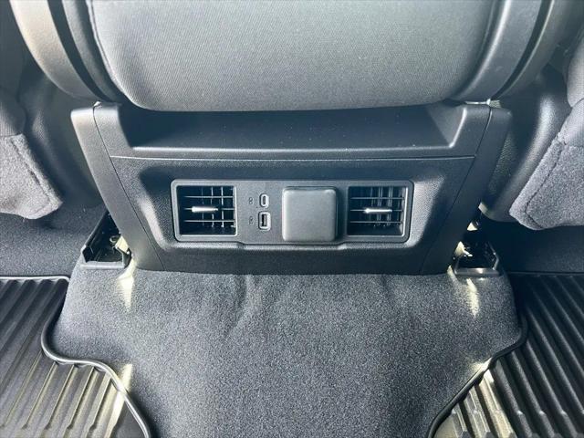 2025 Chevrolet Silverado 1500 4WD Crew Cab Short Bed LT with 2FL