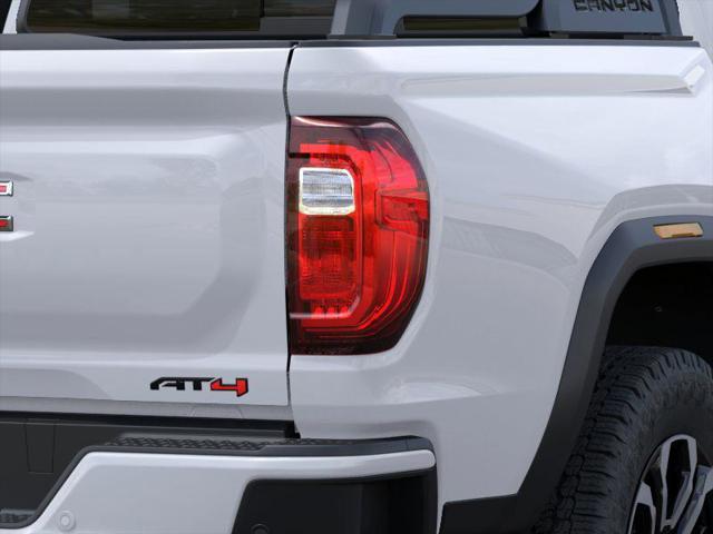 2025 GMC Canyon 4WD AT4