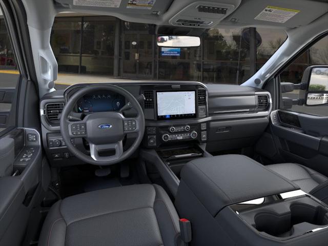 2025 Ford F-550 LARIAT