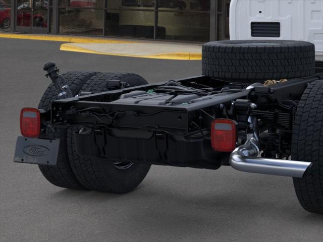 2025 Ford F-550 LARIAT