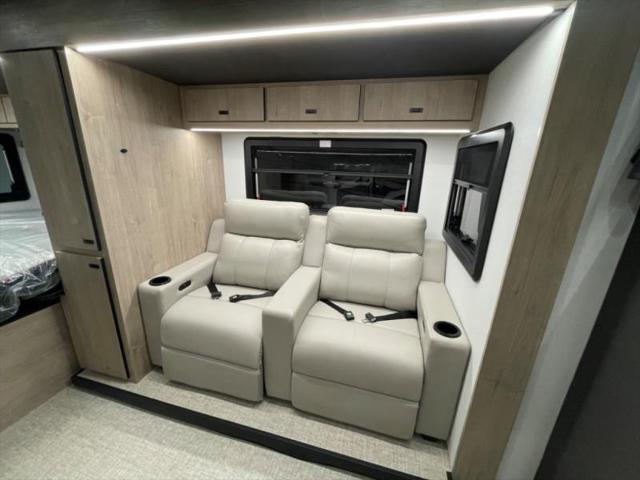 2026 Mercedes-Benz Sprinter 4500 Chassis Standard Roof 4-Cyl Diesel HO