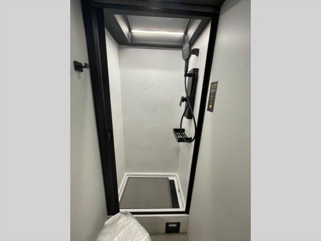 2026 Mercedes-Benz Sprinter 4500 Chassis Standard Roof 4-Cyl Diesel HO