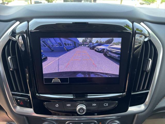 2020 Chevrolet Traverse AWD LT Cloth