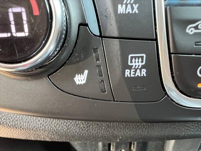 2020 Chevrolet Traverse AWD LT Cloth