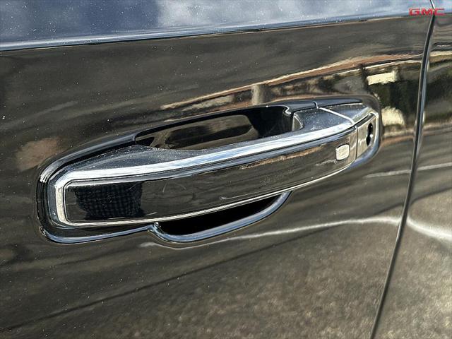 2021 GMC Yukon 4WD Denali
