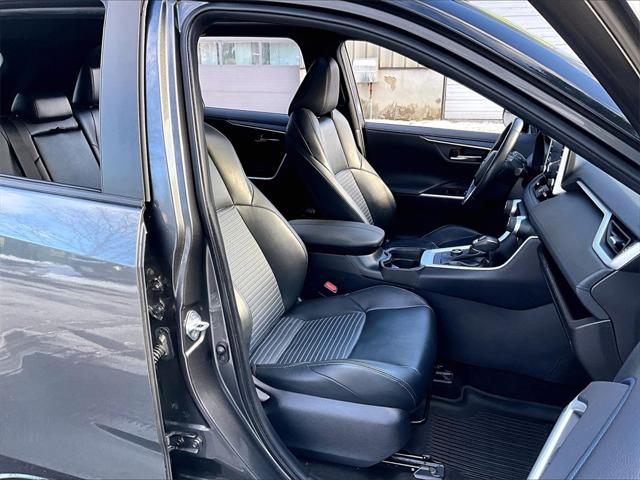 2021 Toyota RAV4 Hybrid XSE