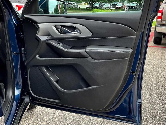 2023 Chevrolet Traverse AWD LT Cloth