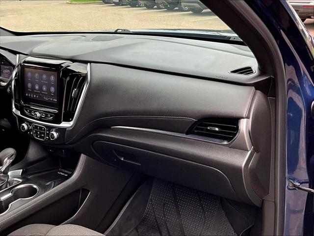 2023 Chevrolet Traverse AWD LT Cloth