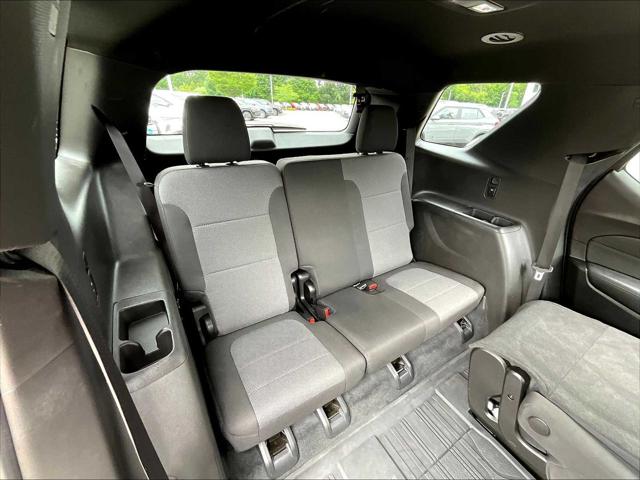 2023 Chevrolet Traverse AWD LT Cloth