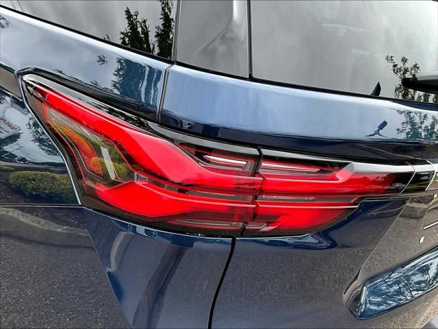 2023 Chevrolet Traverse AWD LT Cloth