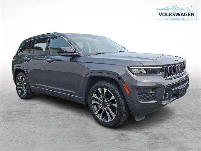 2022 Jeep Grand Cherokee Overland 4x4 for sale in Springfield, PA