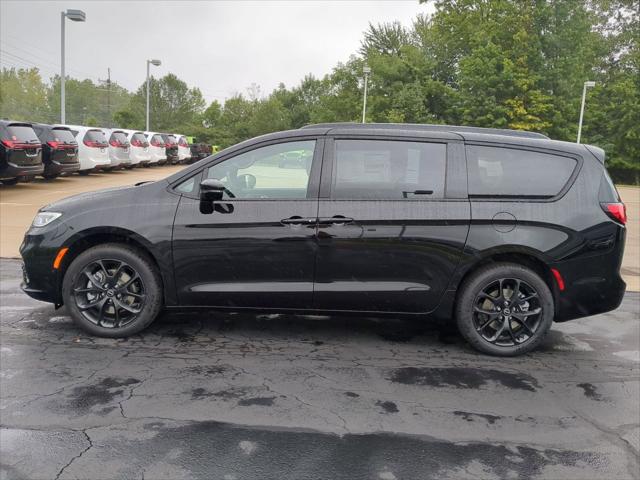 2026 Chrysler Pacifica PACIFICA LIMITED AWD